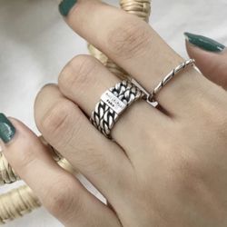 Beautiful Ring 925 stamped Sterling Silver