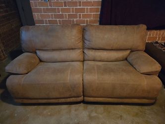 Auto Reclining /Brown Suede  Sofa/ Ashley Furniture
