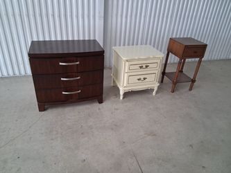 3 nightstands