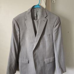 Men's Grey Suit And Pants 
