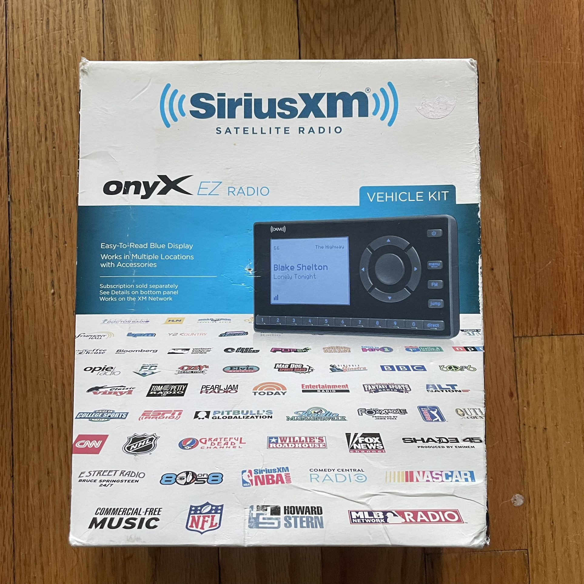 SiriusXM XEZ1V1 Onyx EZ Satellite Radio with Vehicle Kit - Black Brand New