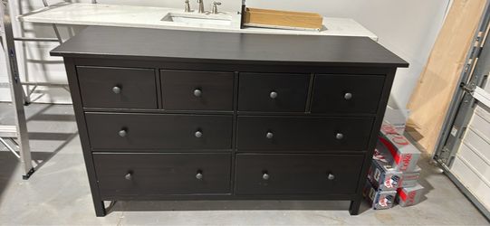 IKEA HEMNES 8-Drawer Dresser – Dark Espresso / Black-Brown