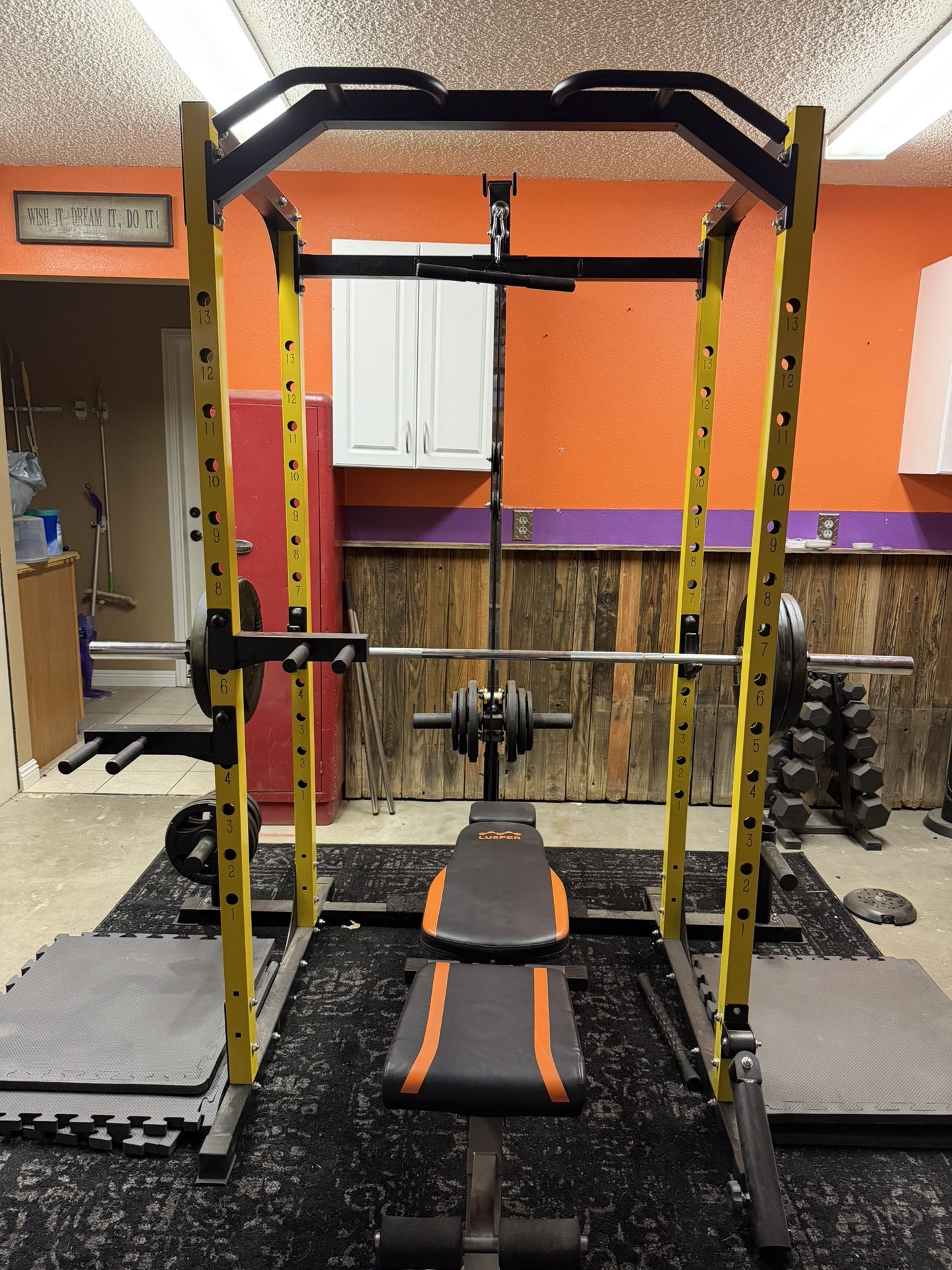Weight Lifting Machine