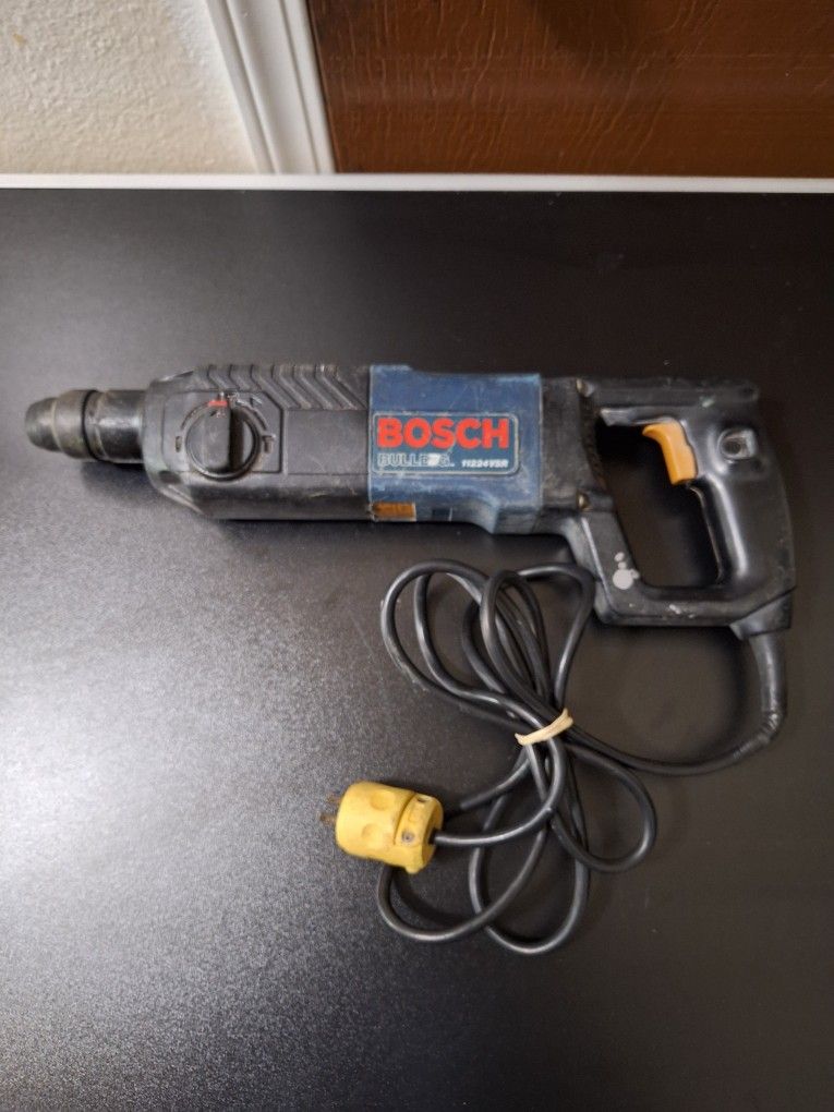 Bosch Bulldog 11224VSR Rotary Hammer Drill