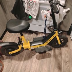 Gotrax A3 Electric Scooter