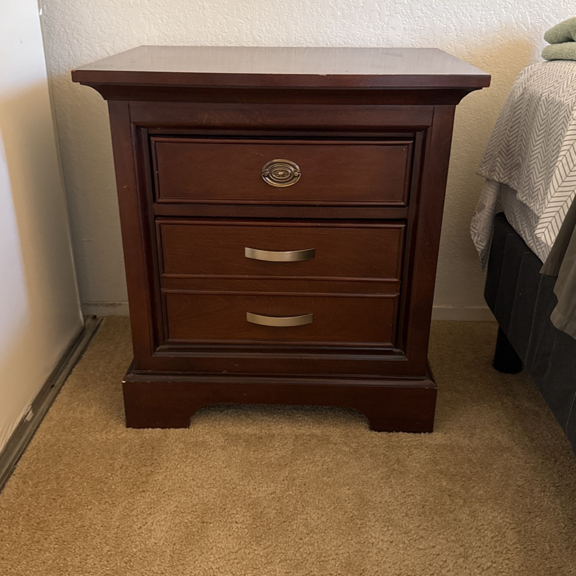 Night stand with two drawers