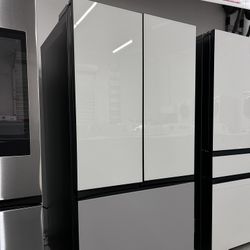 Samsung Bespoke 29 cu. ft. French Door Refrigerator 