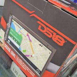 New DS18 Car Stereo Touch Screen 