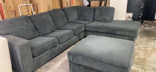 Used 113x90 Ashley sectional couch / free delivery
