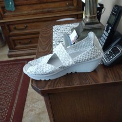 Women's Shoes