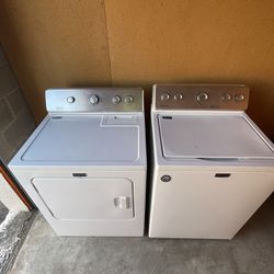 Great Quality Washer And Dryer Set In (Great Condition)