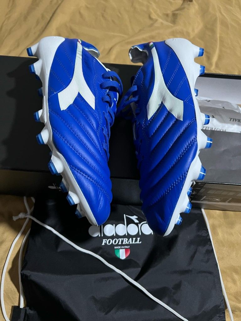 Diadora Leather Cleats Size 9 $140