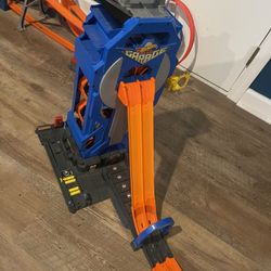 Hot Wheels Monster Garage 