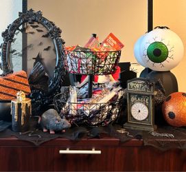 Halloween Decor Collection