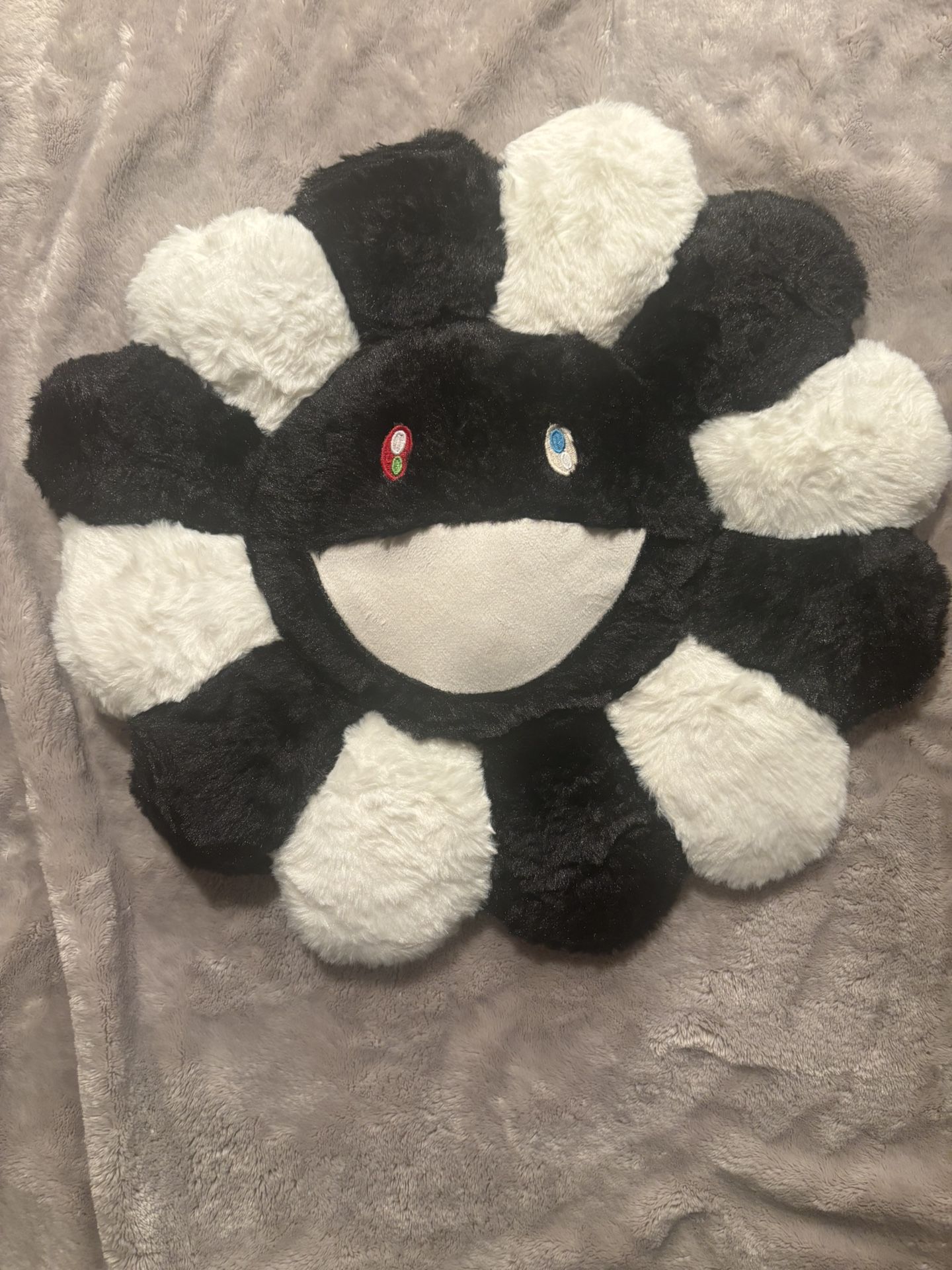 Takashi Murakami 40cm Flower Plush Pillow Black And White 