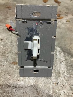 Light switches & dimmers
