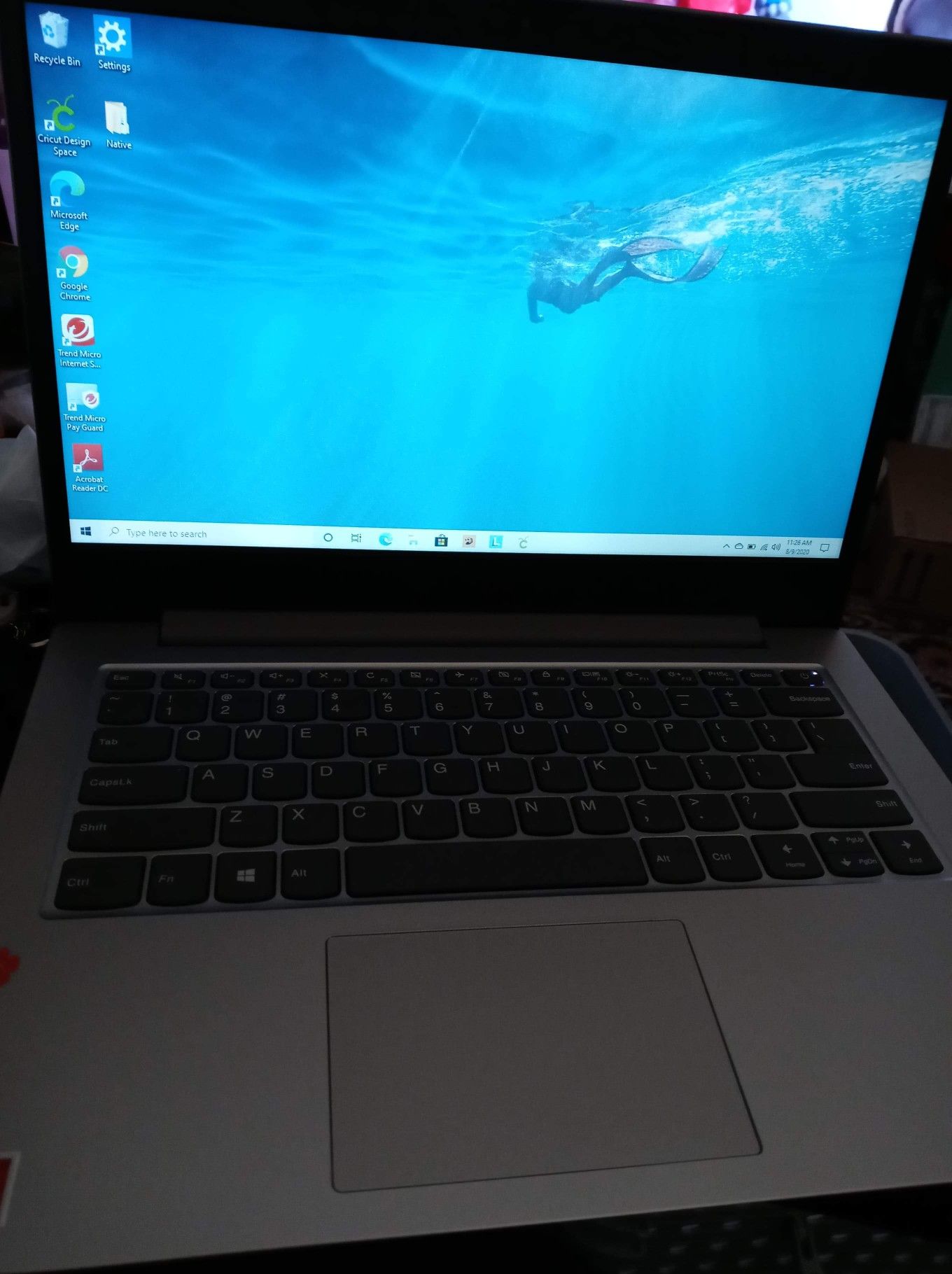 Lenovo 14 inch Laptop 16GB 4 GB Ram Comes with windows 10 only 2months old.