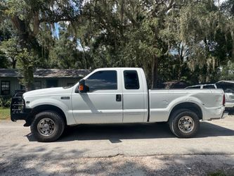 2001 Ford F-250 extended cab truck