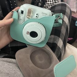 Instax mini 9 with carrying case