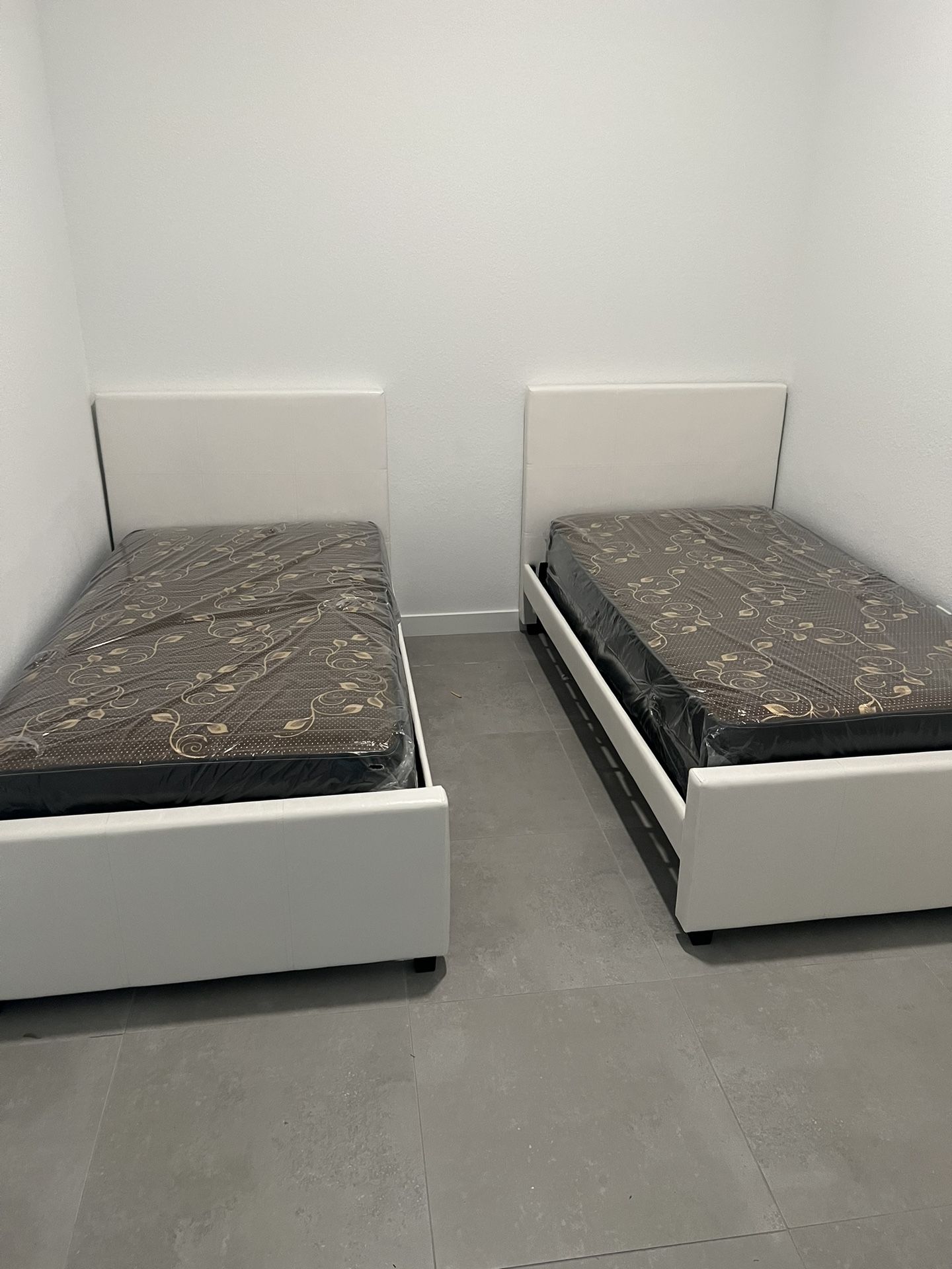 2 Twin Size Bed With That Mattress All New Furniture And Free Delivery