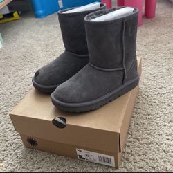 Toddler girls UGGS