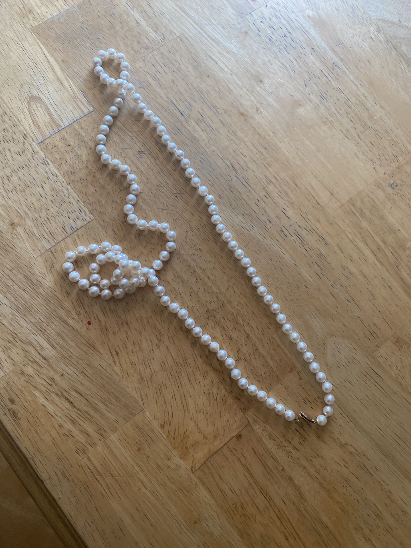 14k Gold Fish Hook Water Pearl 
