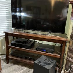 Sony TV,  Sony Sound Bar with Sub-Woofer and wall Mount 