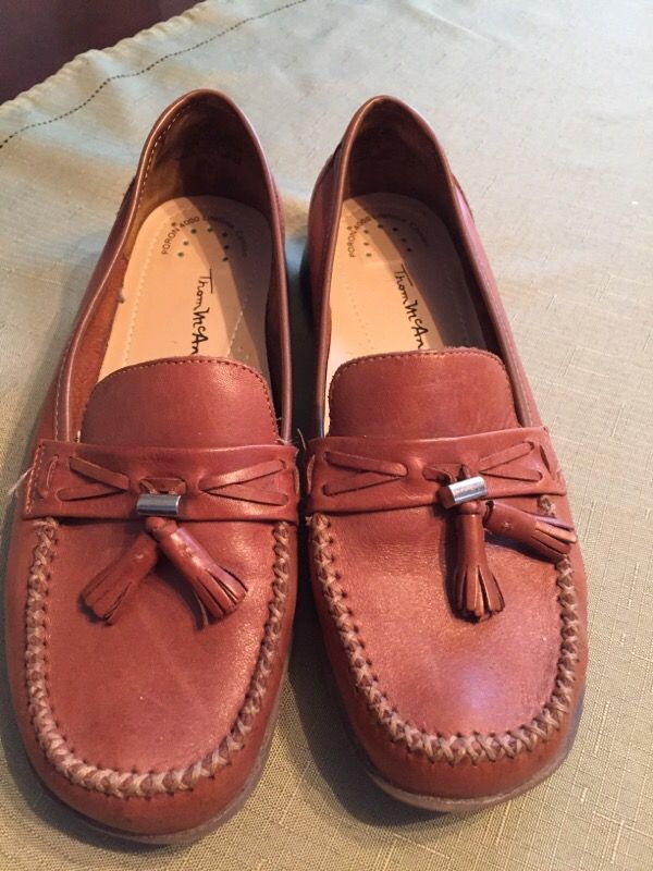 Women's brown leather shoes