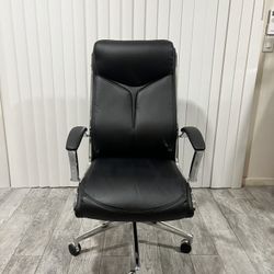 Black Office Chair
