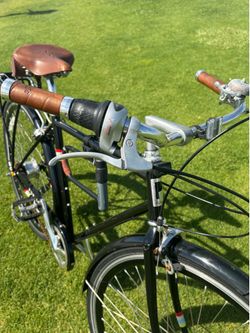 Bike w/ Brooks Leather accessories