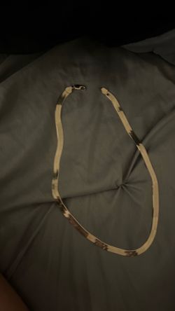 Gold Herringbone Chain Necklace