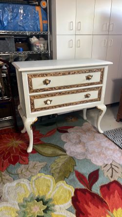 Dresser