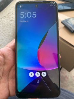 Moto G phone with 1 year service working SIM card