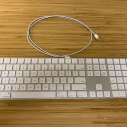 Apple Magic Keyboard (purchased late 2024) With Touch ID
