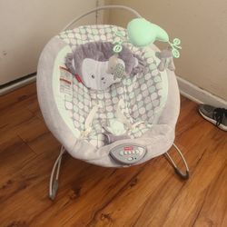 Baby Rocker With Music And Vibration 