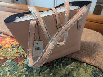 Jessica Moore Peachy Handbag
