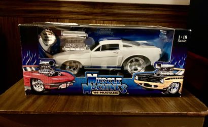 66 Mustang Muscle Machine Collectible Car