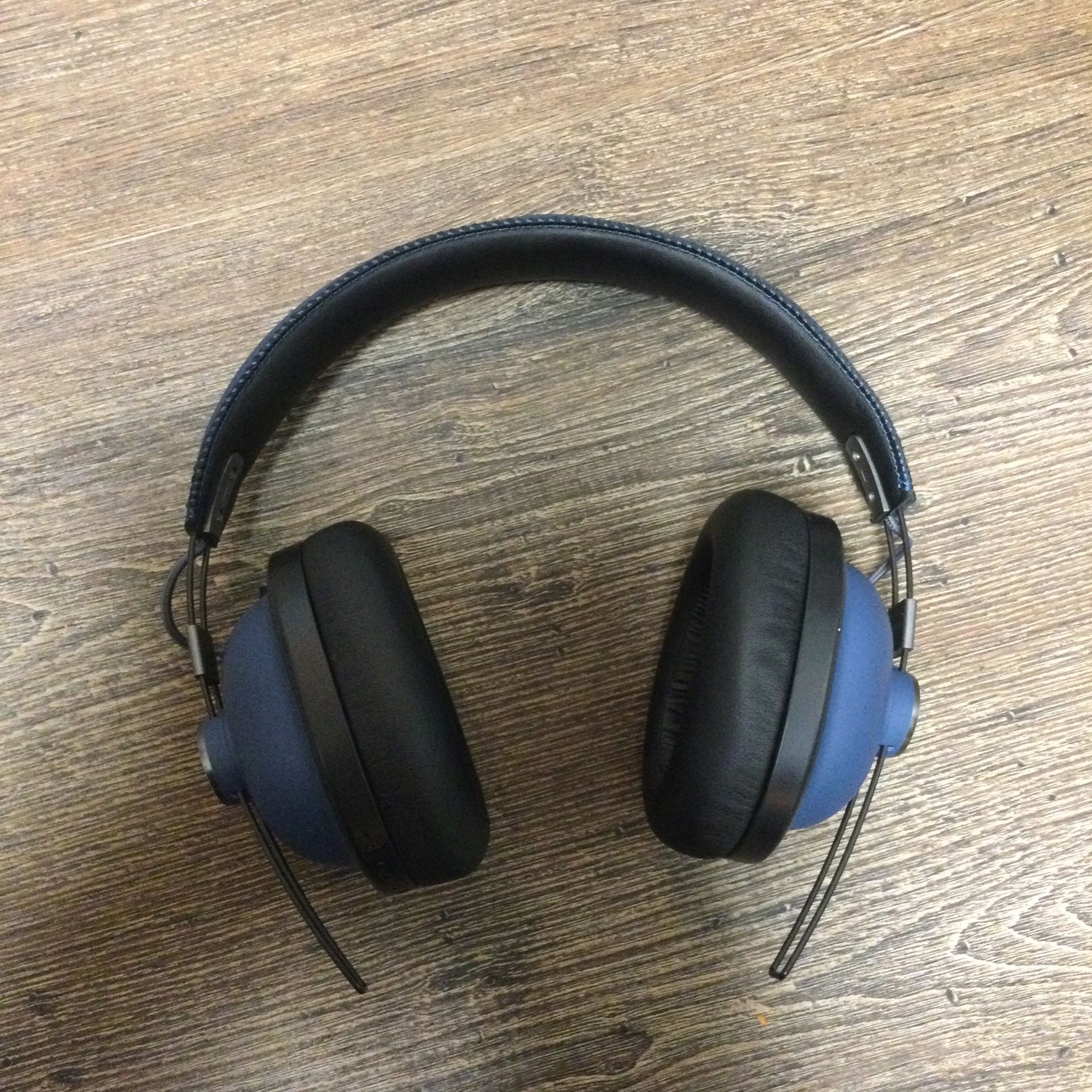 Panasonic Bluetooth Noise Canceling Headphones