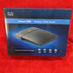 LINKSYS E900 / Wireless And 300 Router