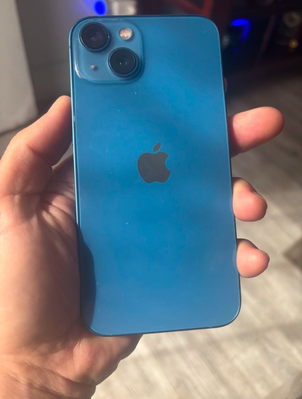 iPhone 14 2 Weeks Old With Box Charger$400