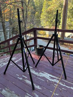 Fender Pro Audio TeleLock Heavy-Duty PA Tripod Speaker Stands