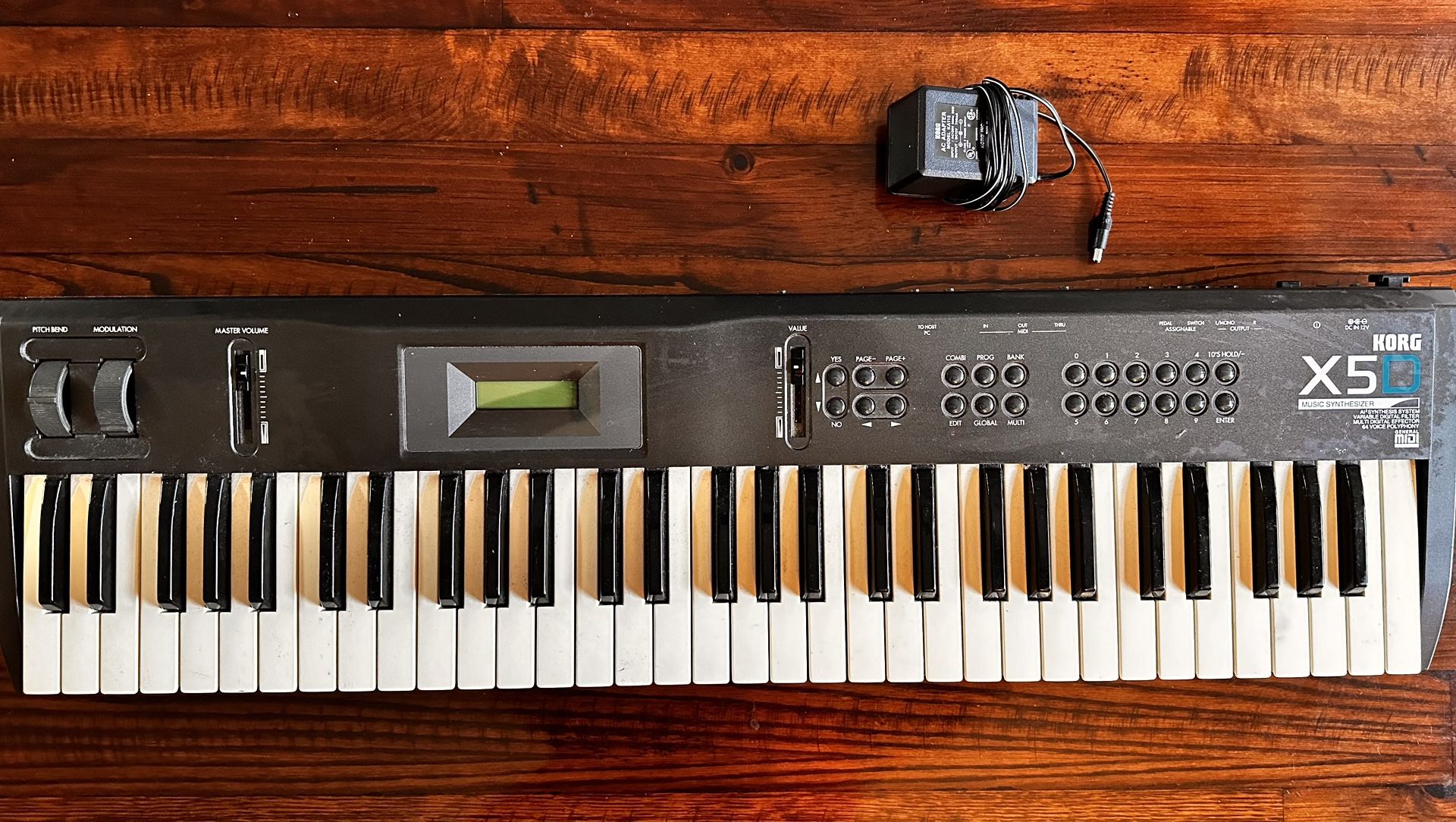 Korg 5D Synthesizer