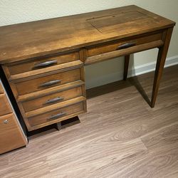 Vintage Singer Sewing Machine asis