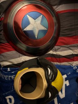 Wolverine and Captain America popcorn bucket
