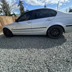 2001 BMW 325i