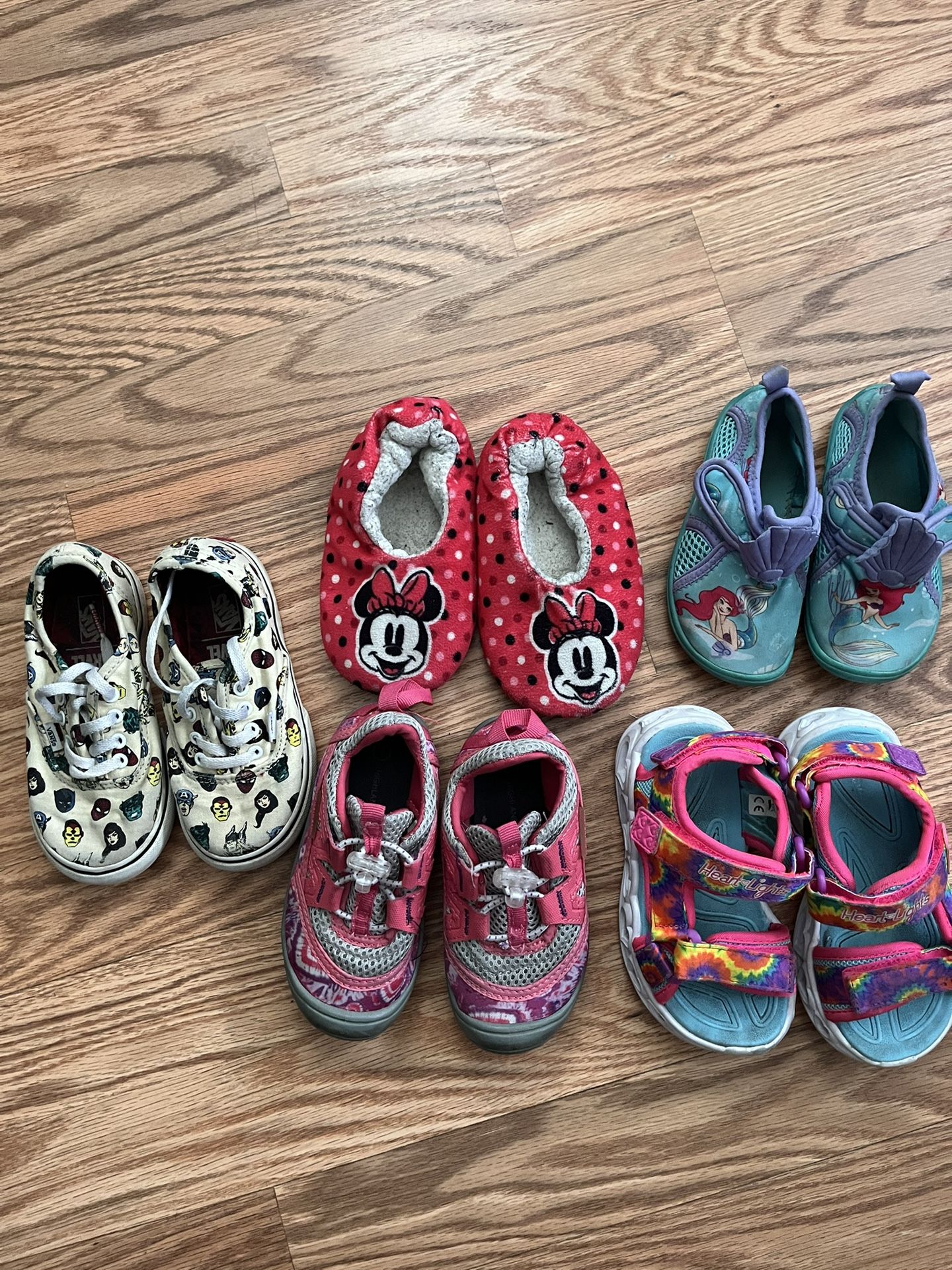 Toddler Shoes - Size 7/8