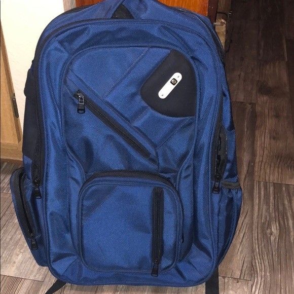 FUl Laptop backpack (Lightly used/like new condition)