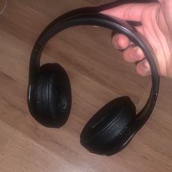 Beats Studio Pro 