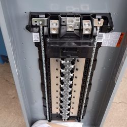 200amp HomeLine Panel