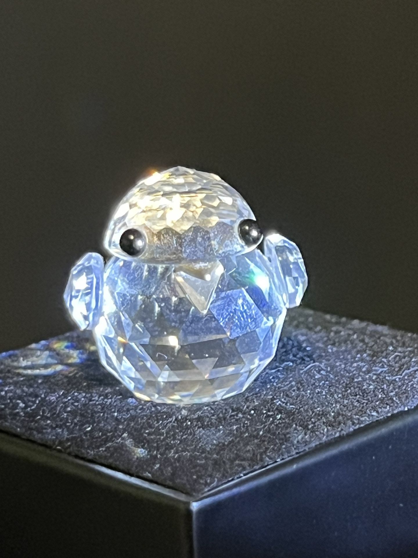 Swarovski 1979 Mini Sparrow Crystal Figurine, 010027, 1.25” DAMAGED
